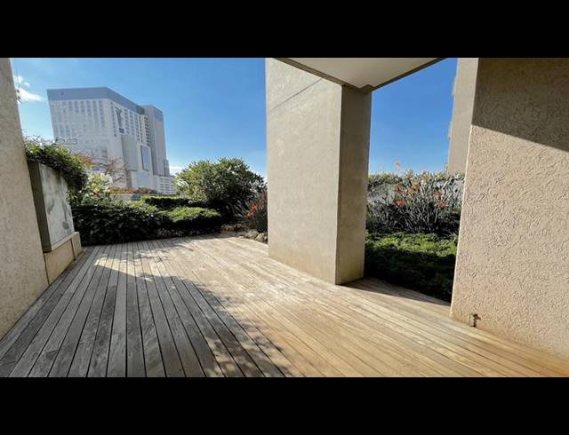 2 BEDROOM APARTMENT FOR SALE IN SANDTON CENTRAL